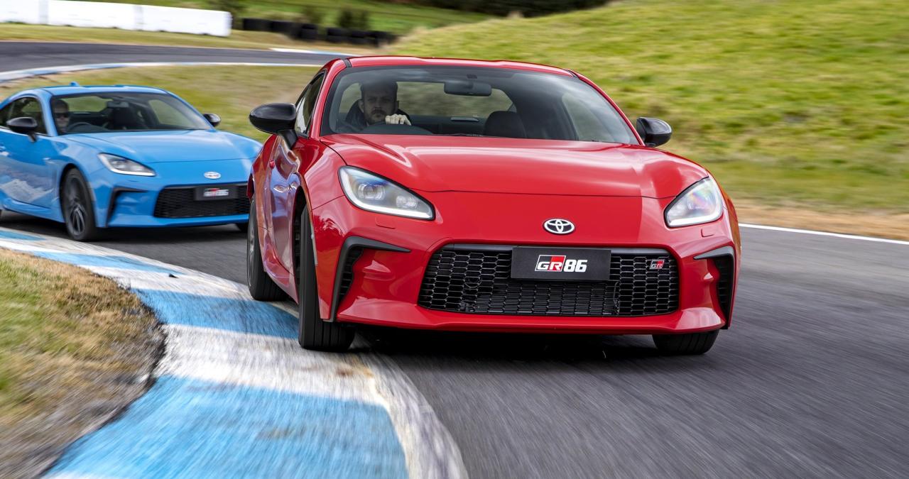 Top Performance Car Reviews