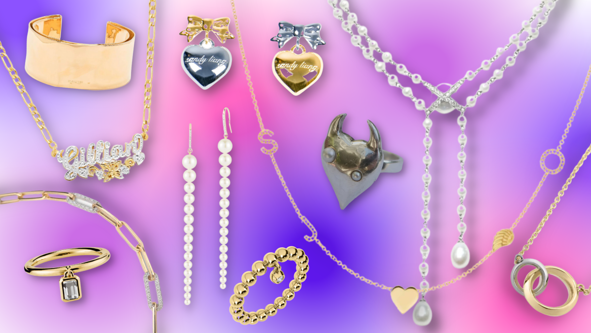 Gold jewelry trends 2026